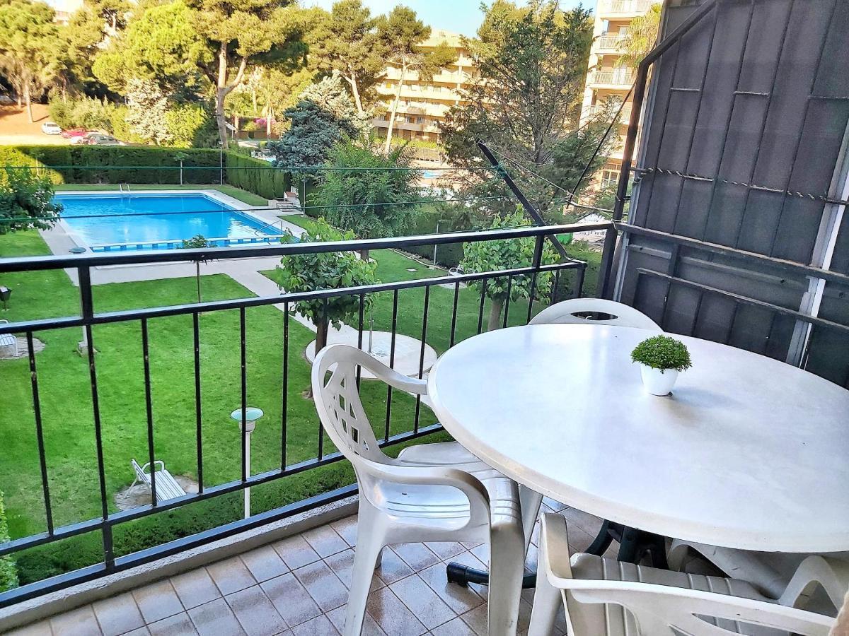 Apartamentos Casanostra ซาลอว์ ภายนอก รูปภาพ